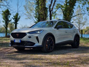 Cupra Formentor VZ5 Taiga Grey - La Prova  1