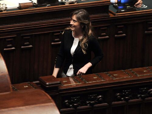 La mamma difende la Boschi: "Soffriamo per i risparmiatori"