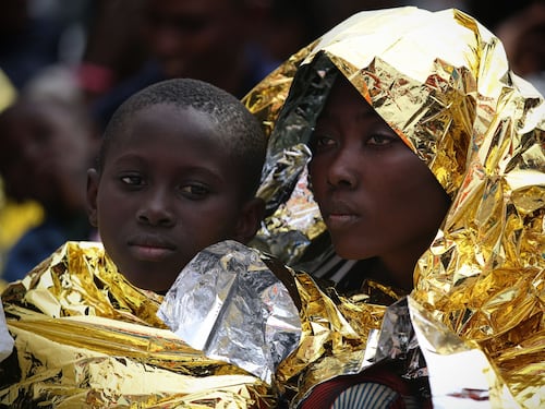 Accusa alla Francia: "Respinge illegalmente migranti in Italia"