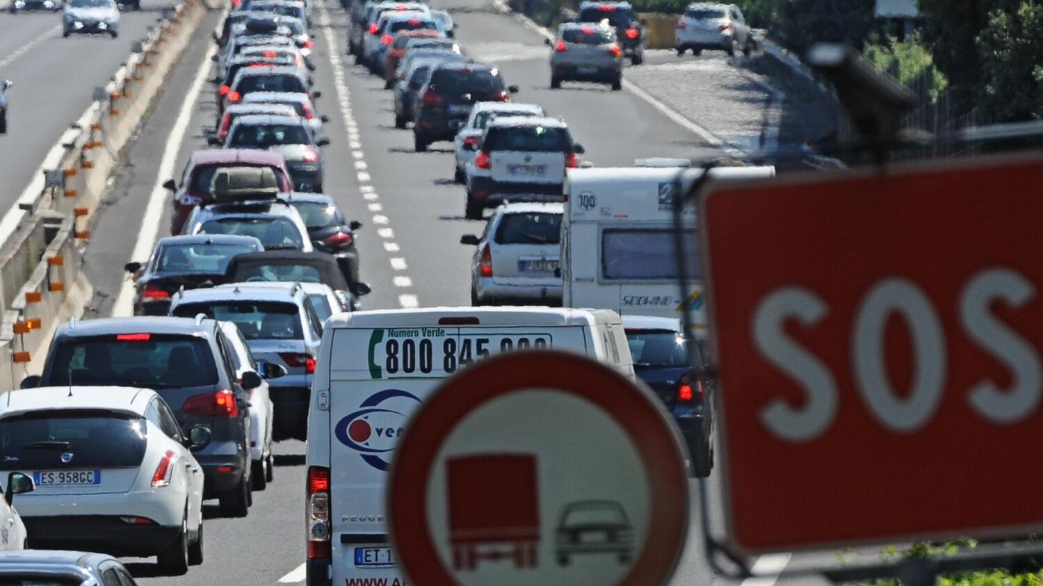 Disagi per l'esodo di agosto. Caldo al Centro-Sud e temporali al Nord