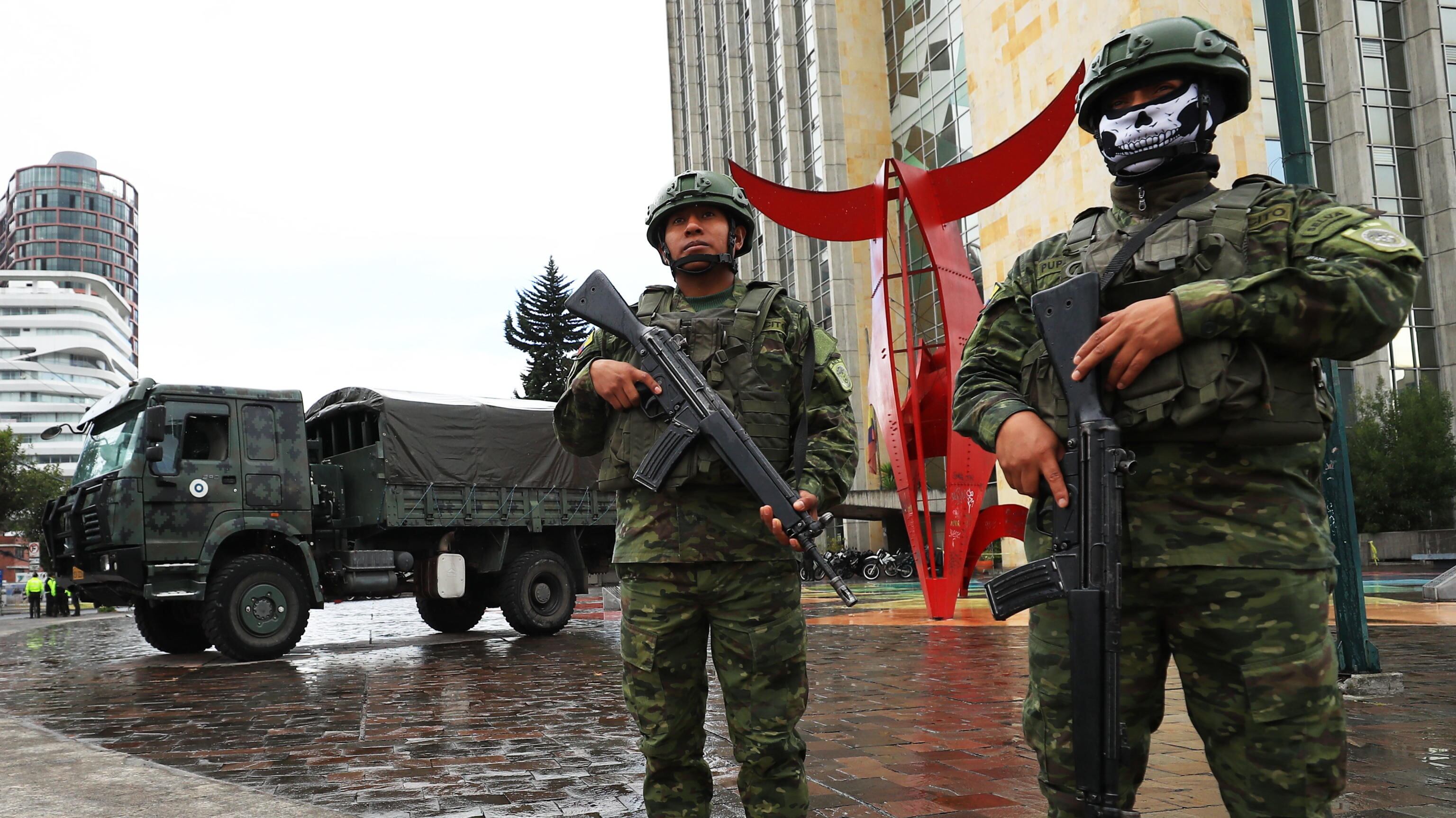 L'Ecuador nel terrore tra omicidi politici e "narcos" colombiani