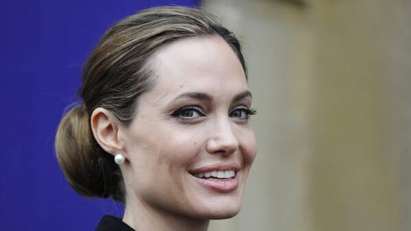 La Jolie scende in campo: "Sono pronta a candidarmi"
