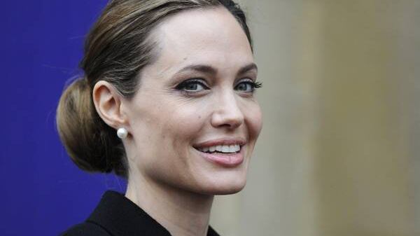 La Jolie scende in campo: "Sono pronta a candidarmi"