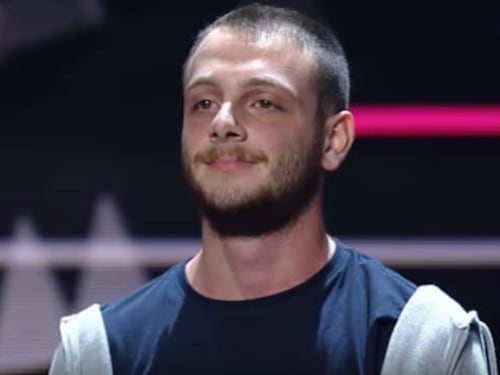 Anastasio spara a zero su Sfera Ebbasta