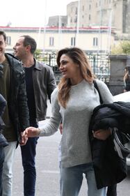 Anna Tatangelo hot, il bikini nel backstage di "Un Natale al Sud" 46
