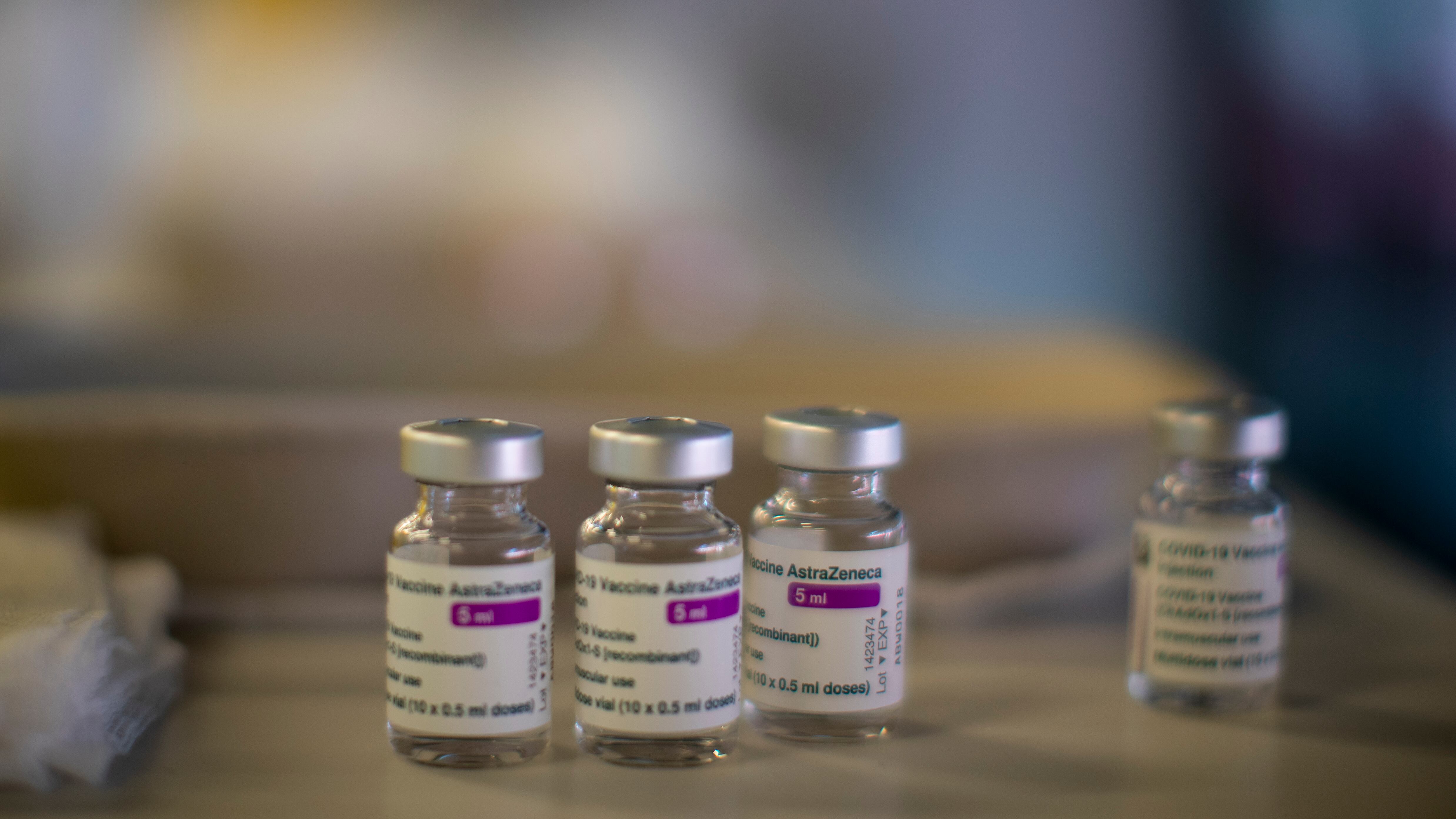 Militare morto dopo il vaccino Astrazeneca, pm vola in Olanda: analisi sulle fiale