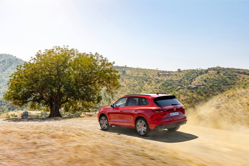 Volkswagen Touarge, guarda la gallery 29