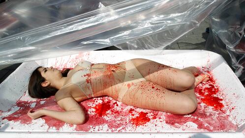 "Human meat": protesta vegana 8