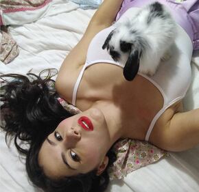 Valentina Nappi topless su Instagram 15