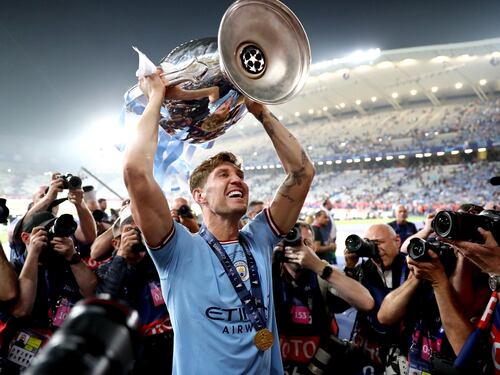 Inter, il sogno è stato bello. Triplete triste per l'Italia e il City festeggia quello vero