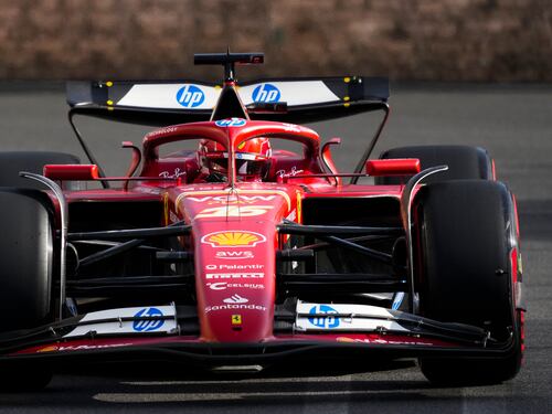 F1, la Ferrari fa sognare ancora: Leclerc pole position capolavoro a Baku
