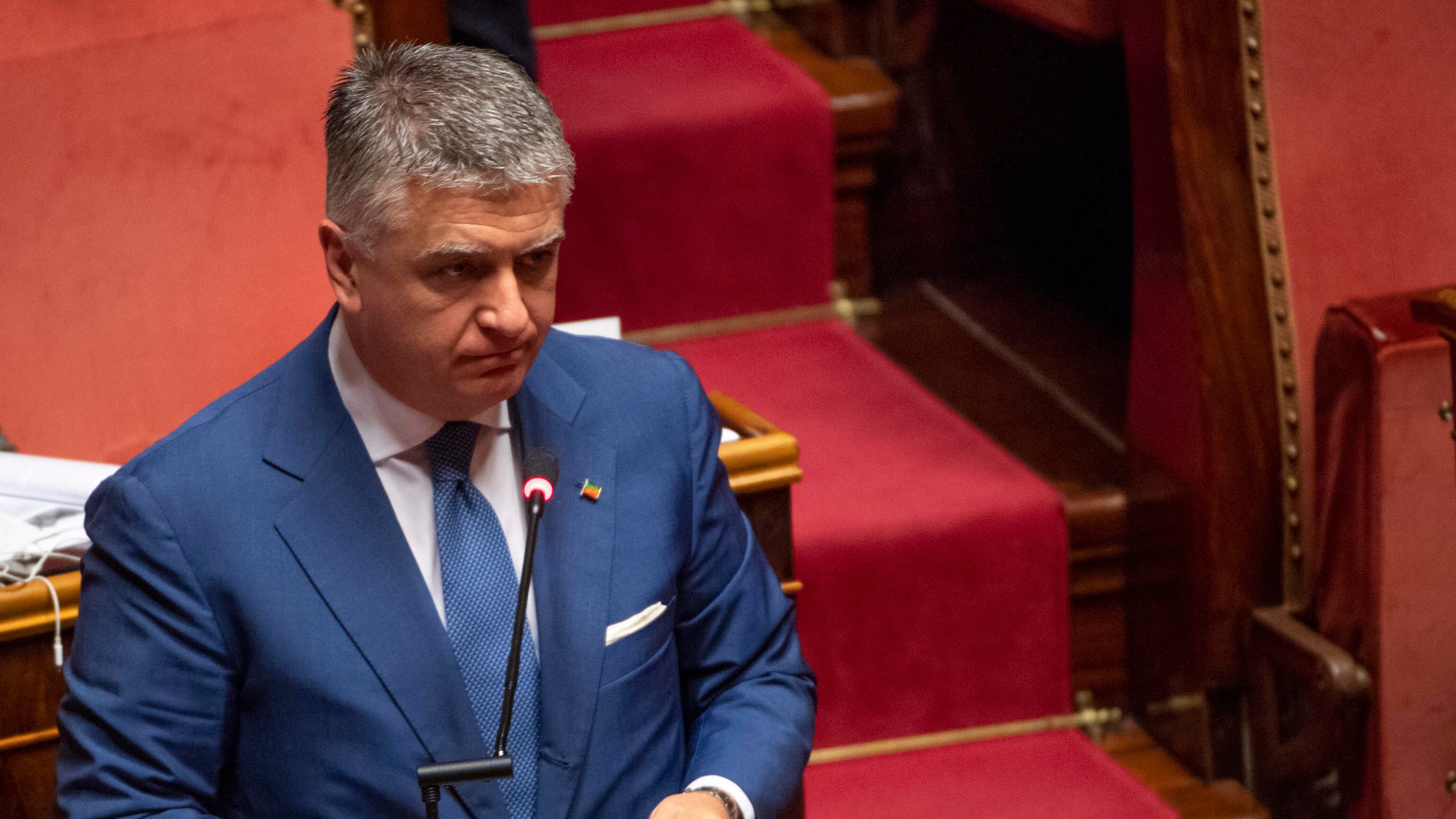 Orgoglio azzurro: "Il centro siamo noi". La mossa di Calenda non spaventa Fi