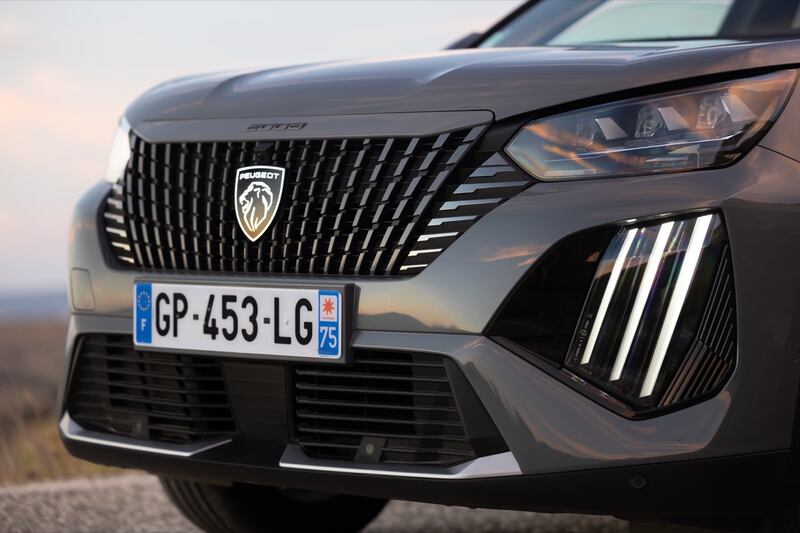 Nuova Peugeot 2008: guarda tutte le foto 13