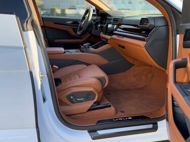 Lamborghini Urus SE: guarda la gallery del nuovo super-SUV da 800 CV 13