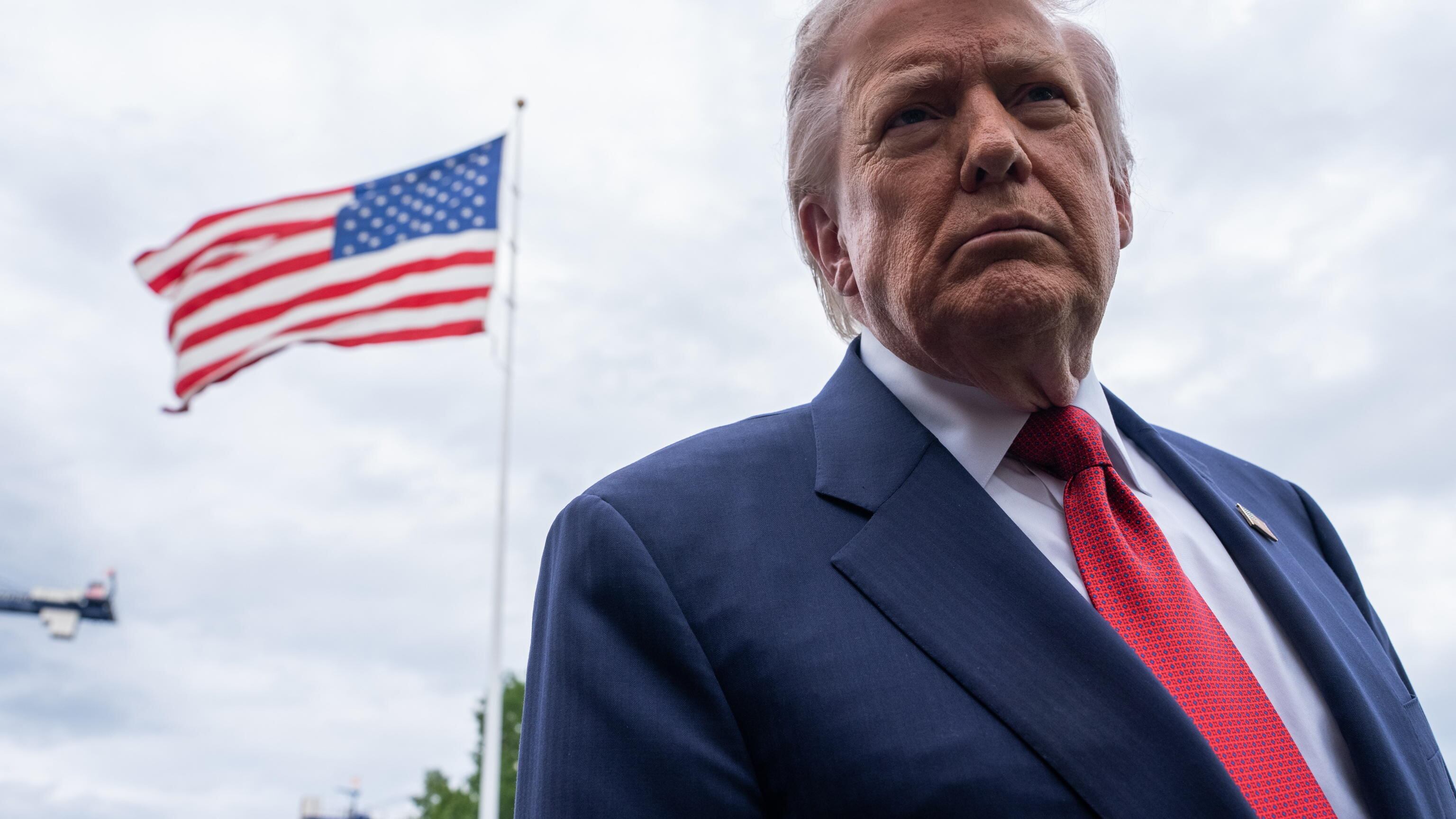 Trump ancora contro l'Italia: "Non c'era quando avevamo bisogno. Via le truppe dalle basi? Sto valutando"