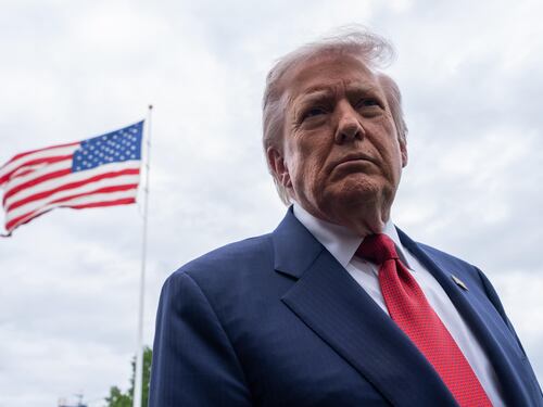 Trump ancora contro l'Italia: "Non c'era quando avevamo bisogno. Via le truppe dalle basi? Sto valutando"