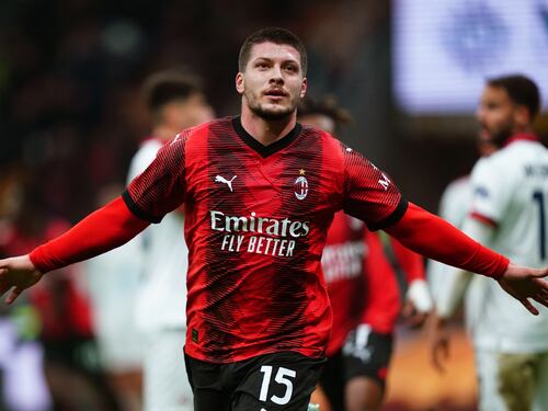Coppa Italia, il Milan cala il poker contro il Cagliari: i rossoneri volano ai quarti
