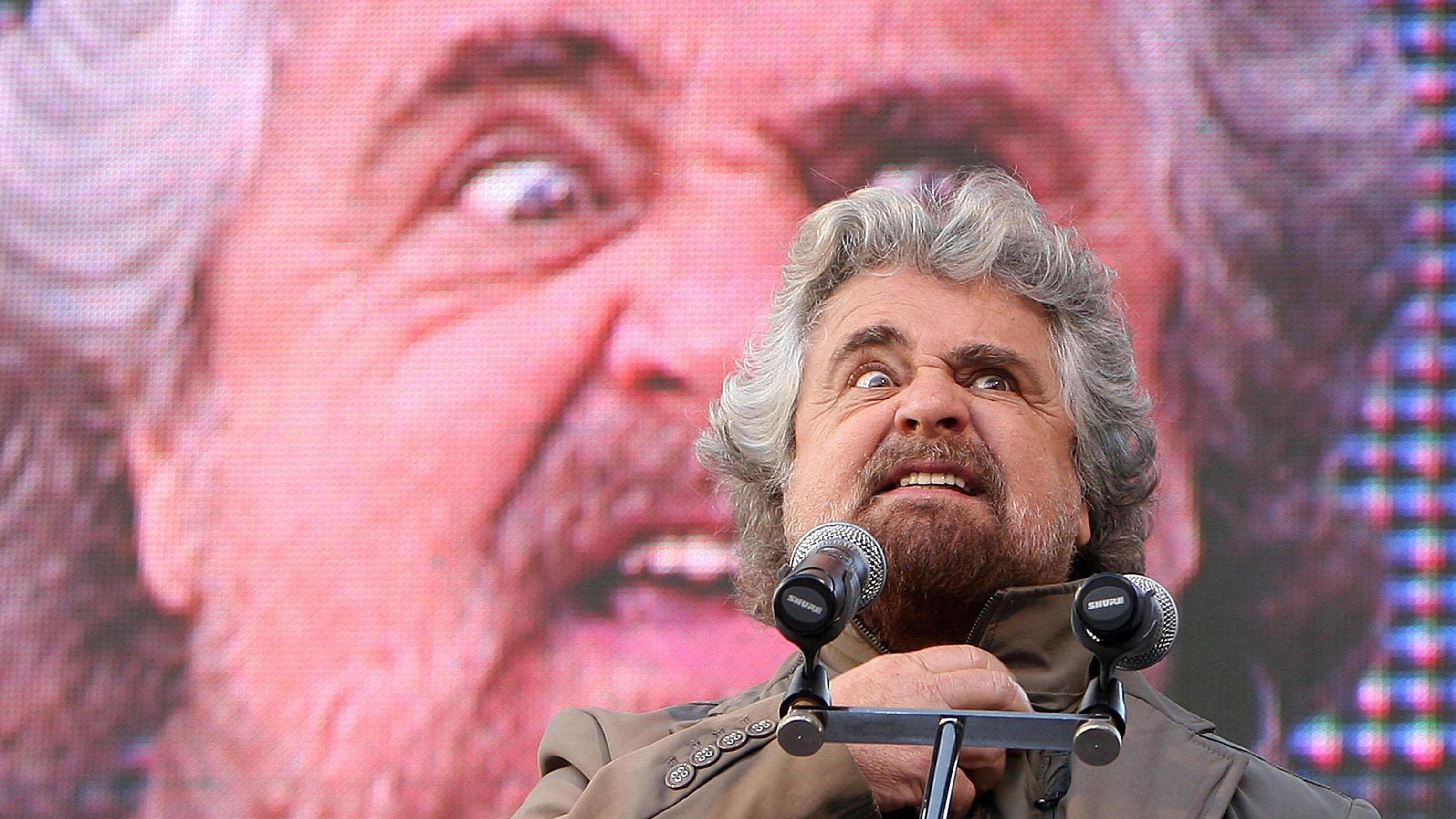 Grillo: "Abolire la cassa integrazione, è un orpello degli anni Settanta"