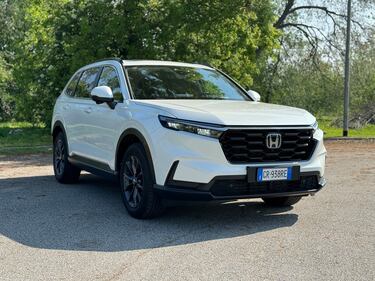 Honda CR-V: guarda la gallery del nuovo SUV ibrido 4x4 dagli ottimi consumi 1