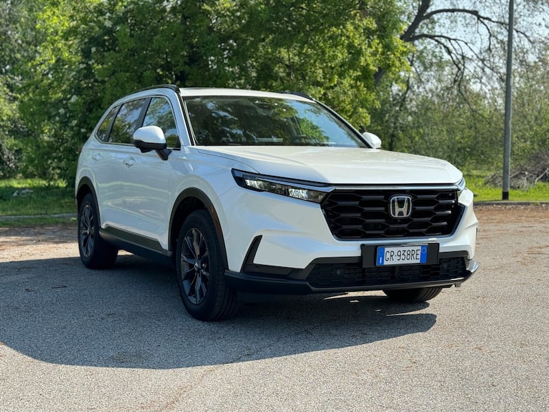 Honda CR-V: guarda la gallery del nuovo SUV ibrido 4x4 dagli ottimi consumi 1