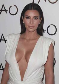 Kim Kardashian, immagini sexy 12