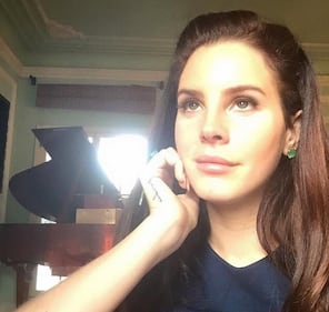 Lana Del Rey, ritorno malinconico per la sexy cantautrice 8