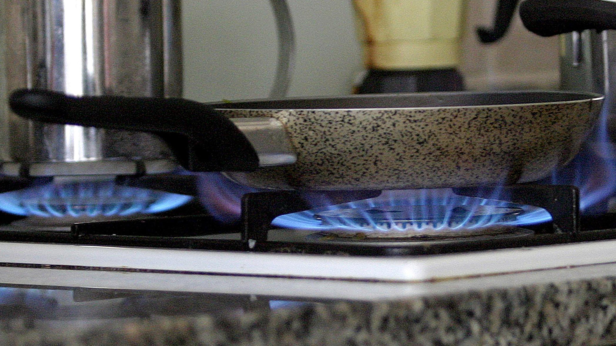 Utility, è tutti contro tutti per il risiko delle bollette