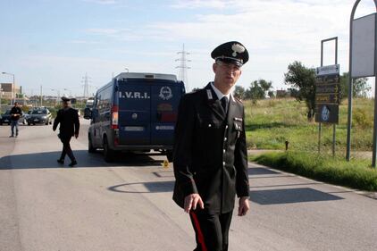 Mitragliette e molotov, l'assalto al portavalori 4