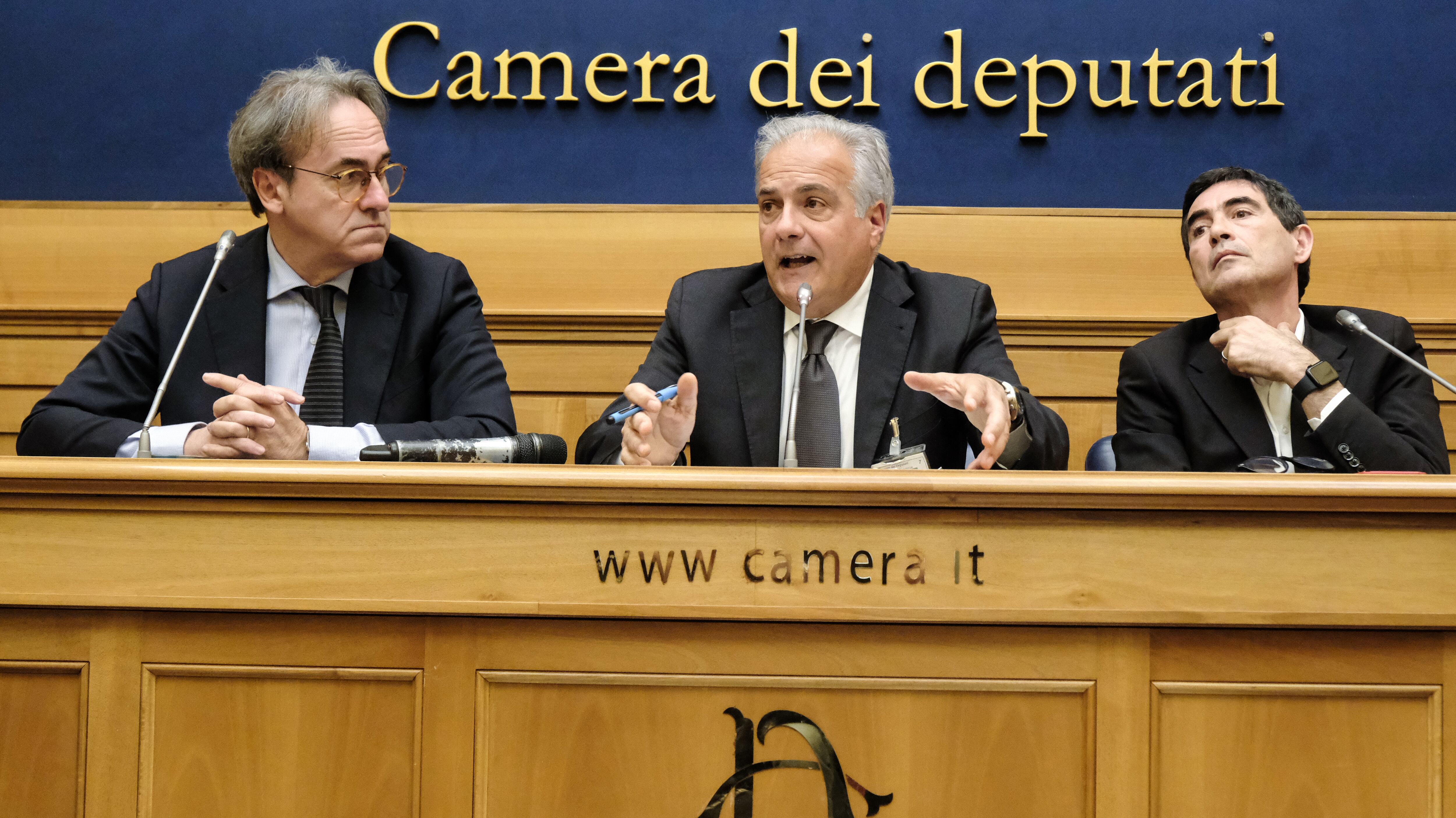 "Ora liberiamo Salis". Bonelli usa il caso Forti per far campagna elettorale