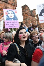 Il flash mob femminista a Ponte Castelvecchio 6