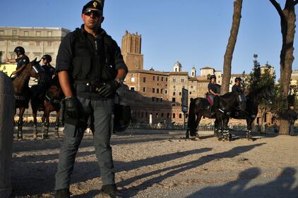 Roma, dopo lo sgombero i rifugiati di nuovo in piazza 17