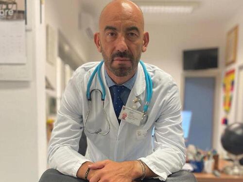 Estate 2024, infezioni estive e nuova variante Covid: risponde Bassetti
