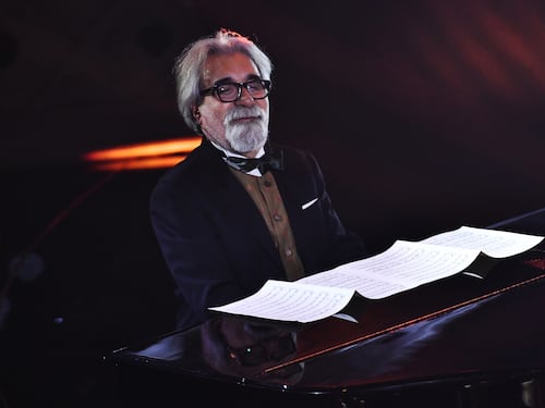 Beppe Vessicchio, l'appello social: "Intitolategli l'Ariston". Scatta la petizione online