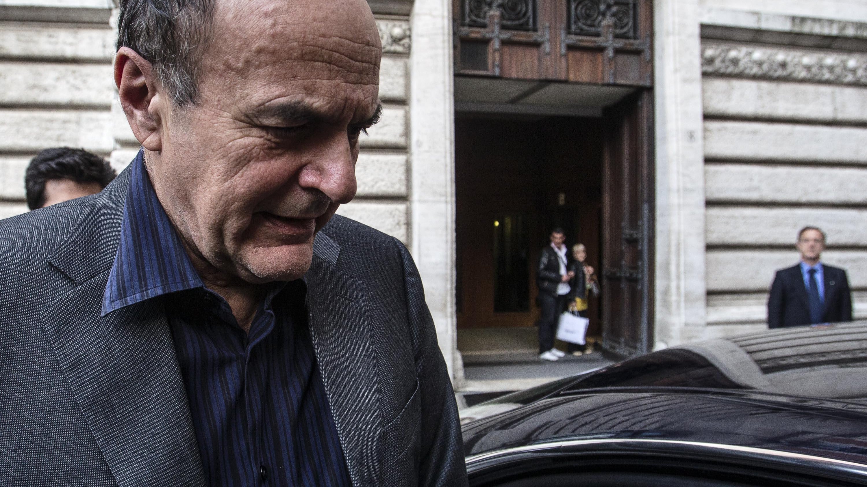 Sondaggi, la sinistra crolla: Pdl più sei punti sul Pd