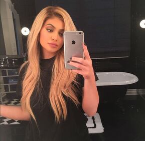 Kylie Jenner, le foto più sexy 22