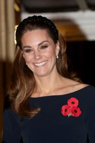 La Regina Elisabetta II, Camilla Parker Bowles e Kate Middleton al Remembrance Day: foto 10