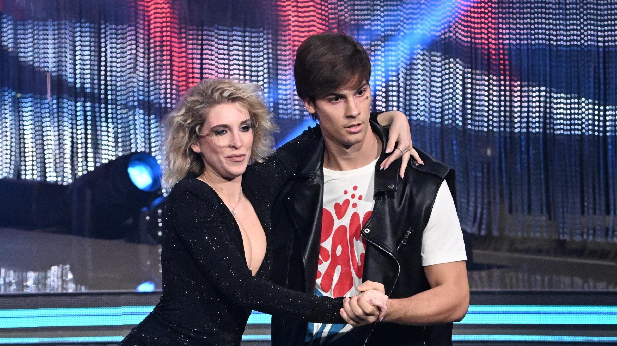 Ballando, Lucrezia Lando e Lorenzo Tano stanno insieme: "Si baciavano"