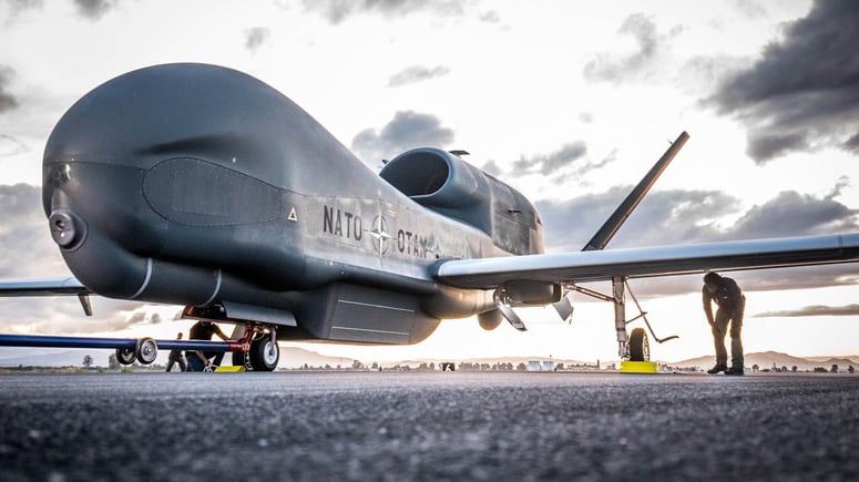 Italia, Sigonella: atterrato il primo drone del sistema AGS della Nato
