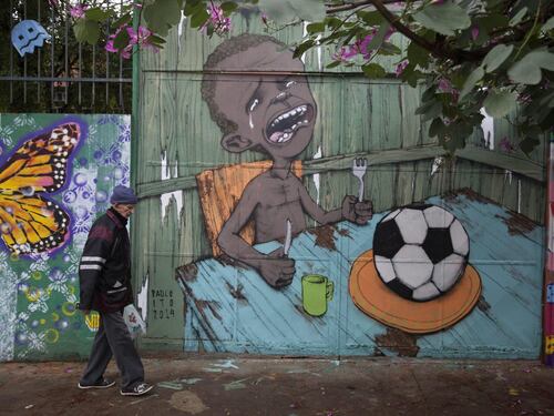 Mondiali 2014, la protesta tramite i graffiti