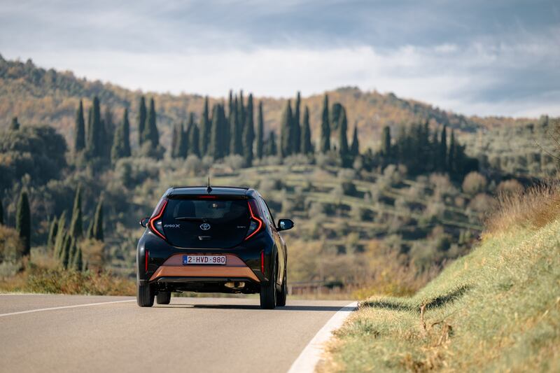 Nuova Toyota Aygo X Hybrid: guarda la gallery 2