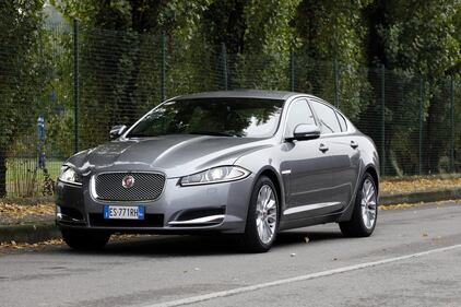 Jaguar XF 2014 2