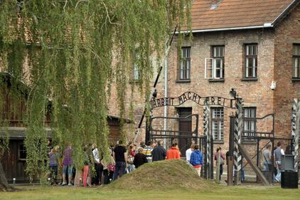 Il mondo ricorda la Shoah 11