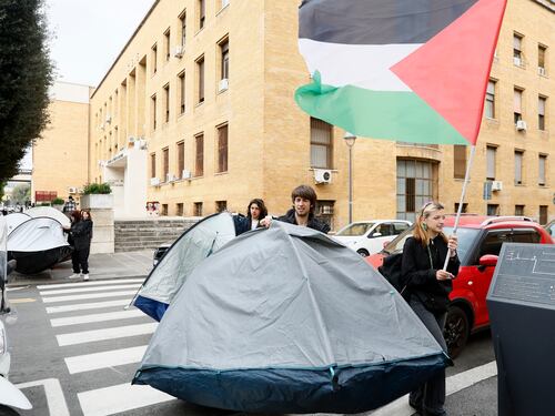 La rivolta dei rettori contro i violenti