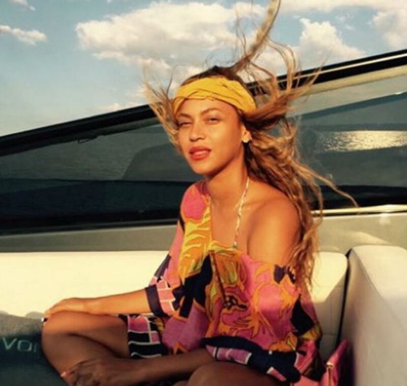 Beyoncé  2