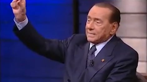 Berlusconi lavora alla federazione di partiti. E accusa Di Maio: "Con lui più disoccupati"