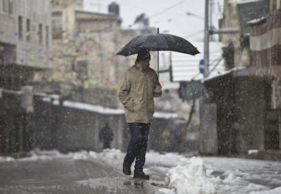 Una coltre di neve ricopre Gerusalemme 12