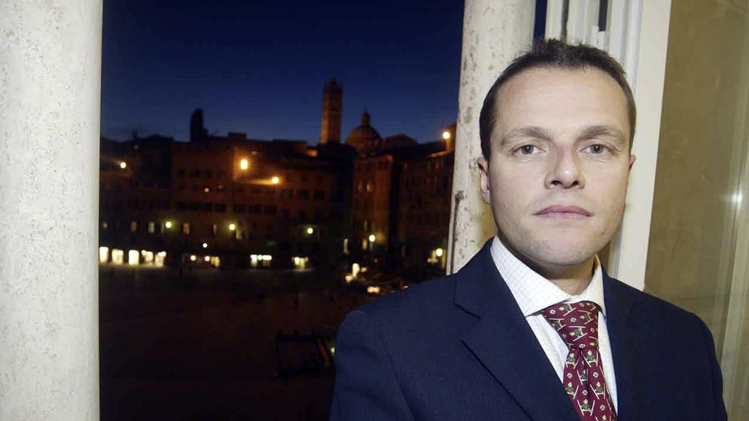 Veleni e sospetti, giallo sul suicidio Mps