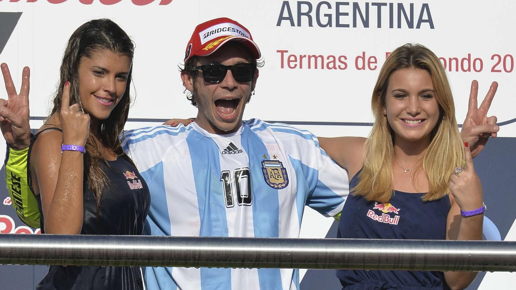 Il gigante e il bambino Rossi e Marquez, talenti a confronto