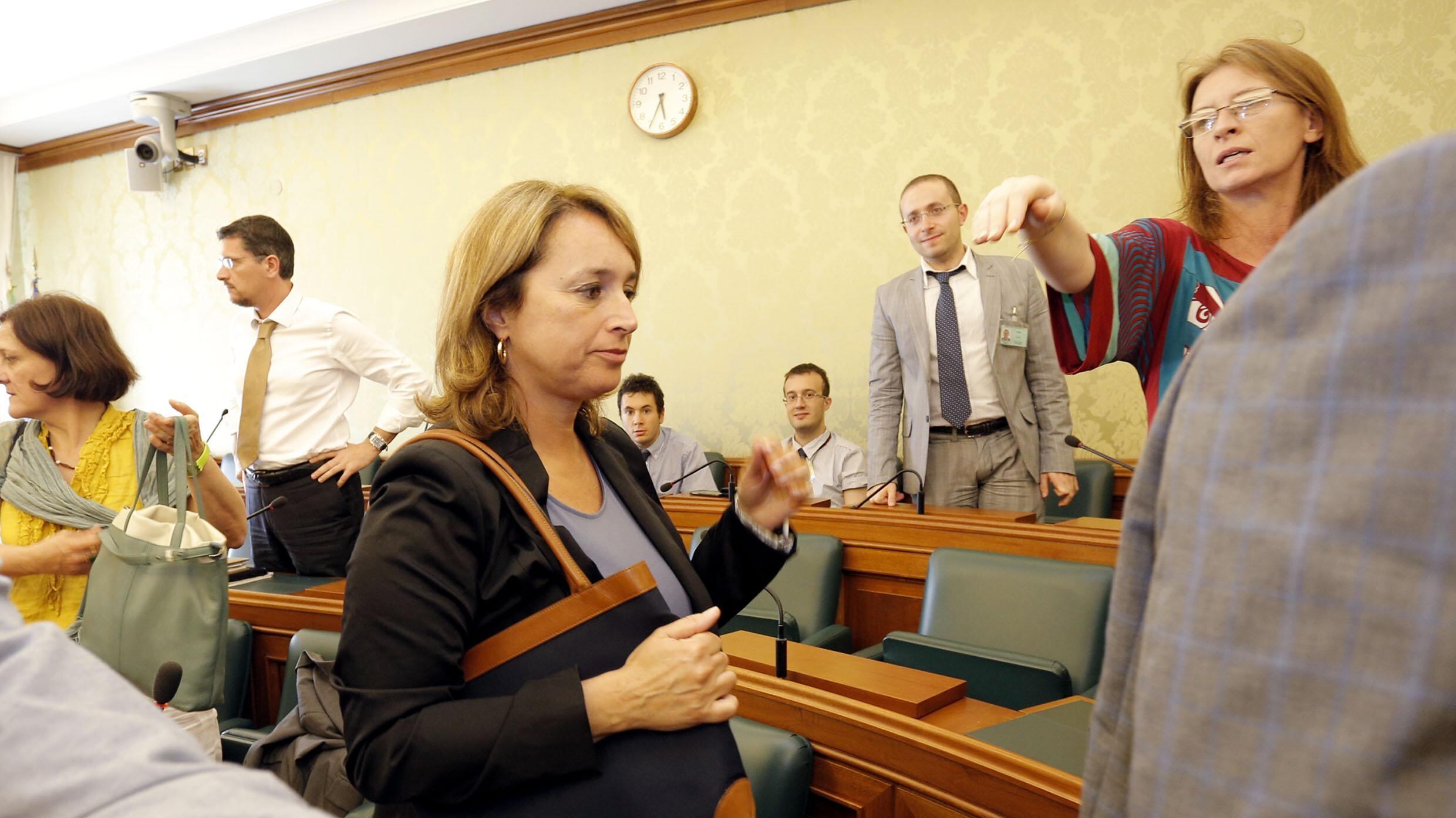 Movimento 5 Stelle: "processo" alla senatrice Gambaro