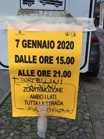 Le scritte contro Salvini: "Fascista, vai a Piazzale Loreto" 3